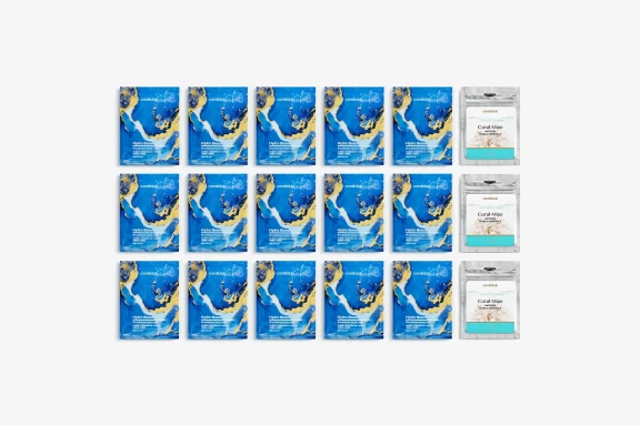 Hydro Boost Biocellulose facial mask, 25 מ"ל, 15 יחידות. + Coral-Mine, 30 שקיות 1 גרם